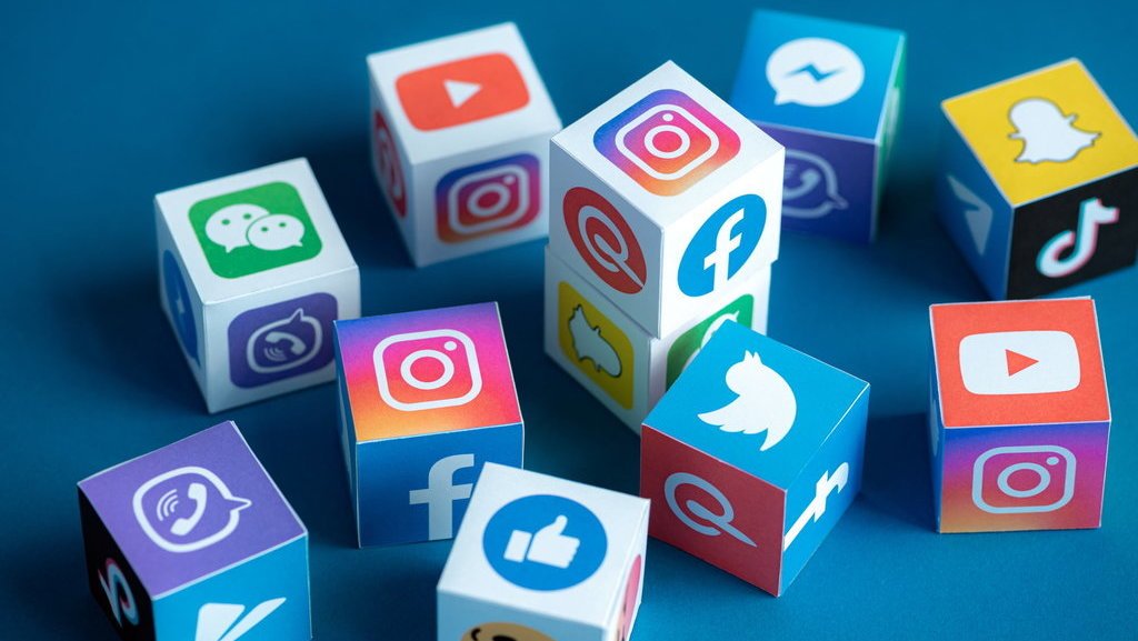 Peran Media Sosial dalam Pemasaran Digital & Cara Optimasinya