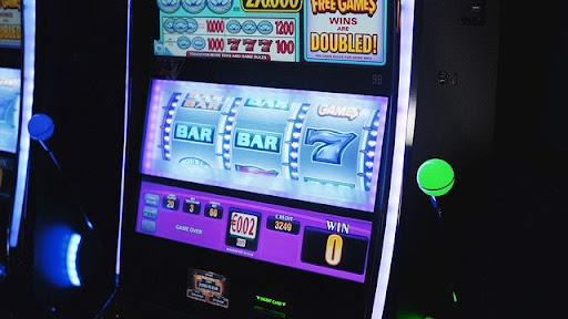 Expert Online Slot Machine Strategy to Increase Opportunity to Win